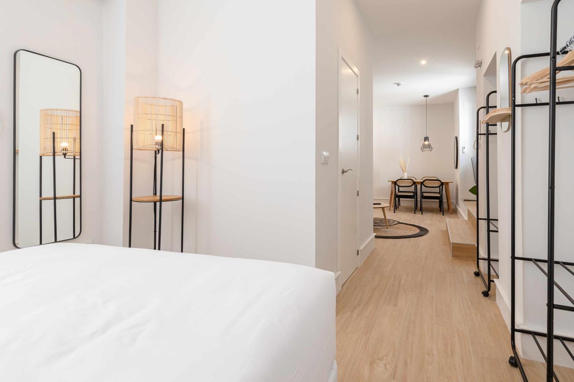 Isg Apartments Cuna Seville Ngoại thất bức ảnh